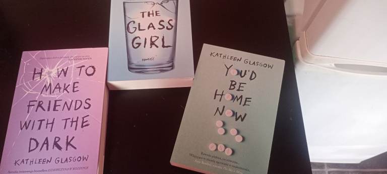 Kathleen Glasgow, 3 books in Polish 