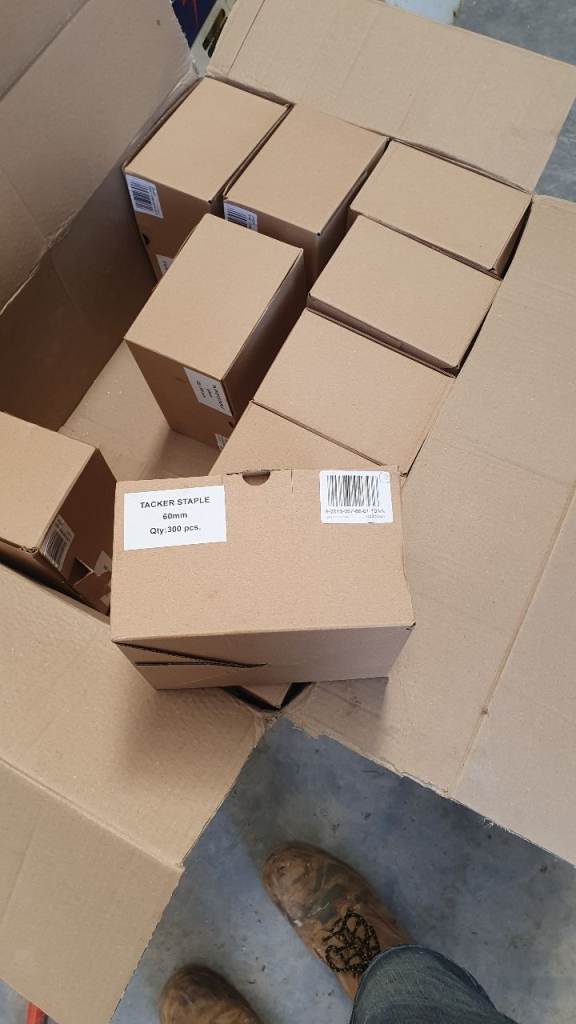Under floor heating staples 60mm
