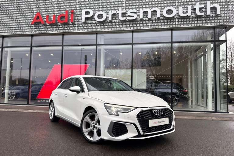 2022 Audi A3 1.5 TFSI 35 S line Sportback 5dr Petrol S Tronic Euro 6 (s/s) (150 ps) HATCHBACK Pet...