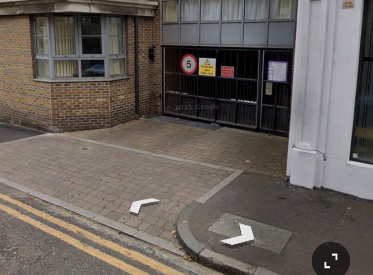 Secure underground car park N1 