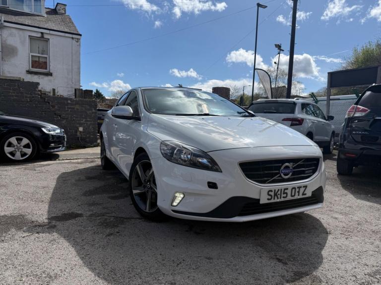 2015 Volvo V40 D4 [190] R DESIGN 5dr HATCHBACK DIESEL Manual