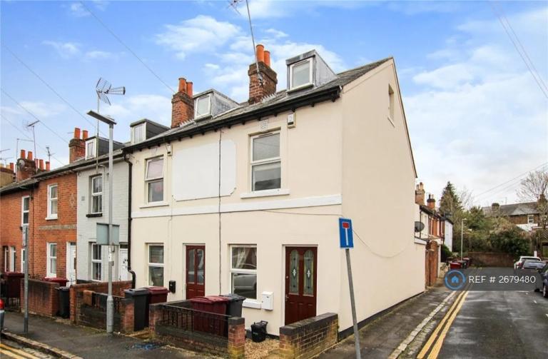 3 bedroom house in Chesterman Street, Reading, RG1 (3 bed) (#2679480)