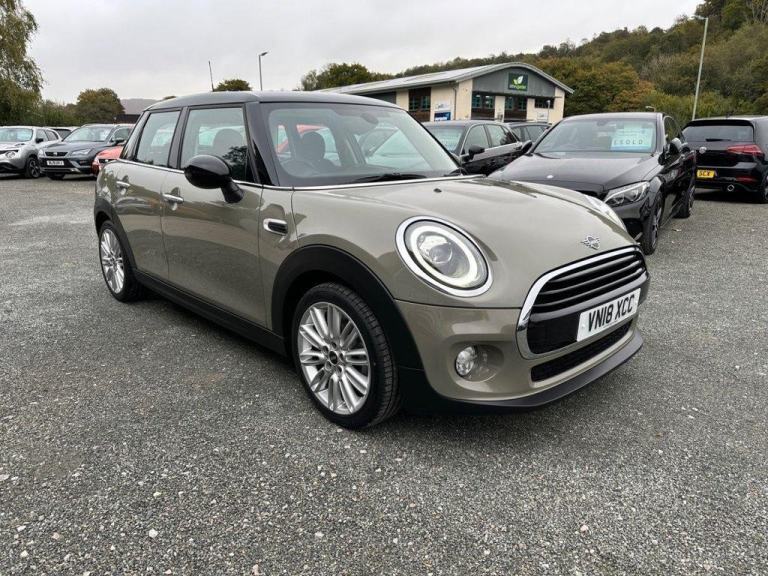 2018 MINI Hatch 1.5 Cooper Hatchback 5dr Petrol Manual Euro 6 (s/s) (136 ps) Hat