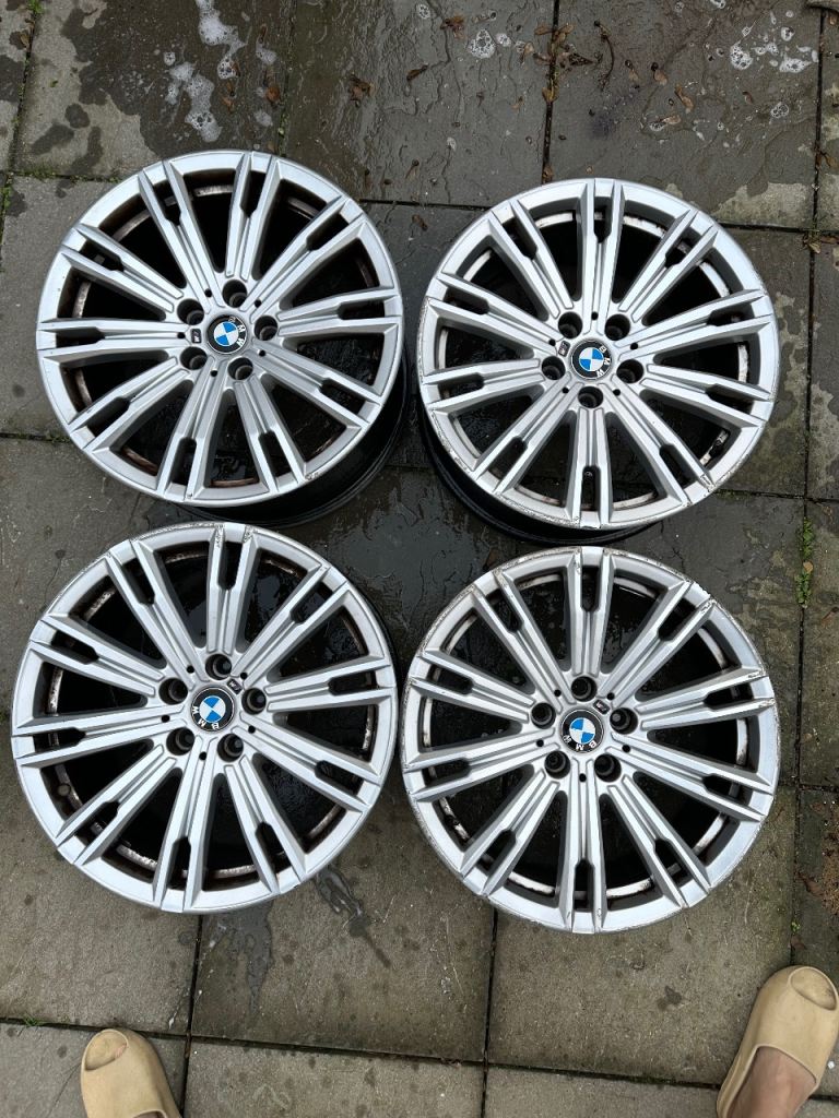 Genuine bmw 18 inch alloy wheels from BMW 3 series 2020