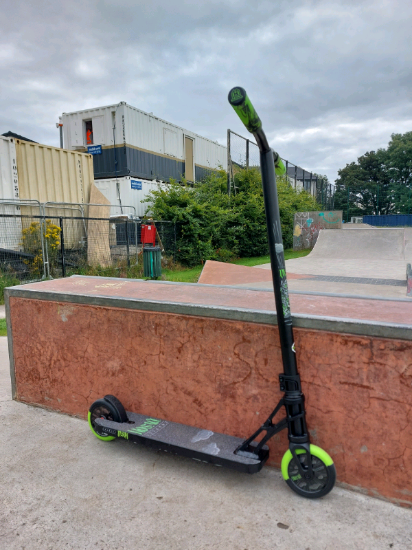 MGP Pro Stunt Scooter/Green