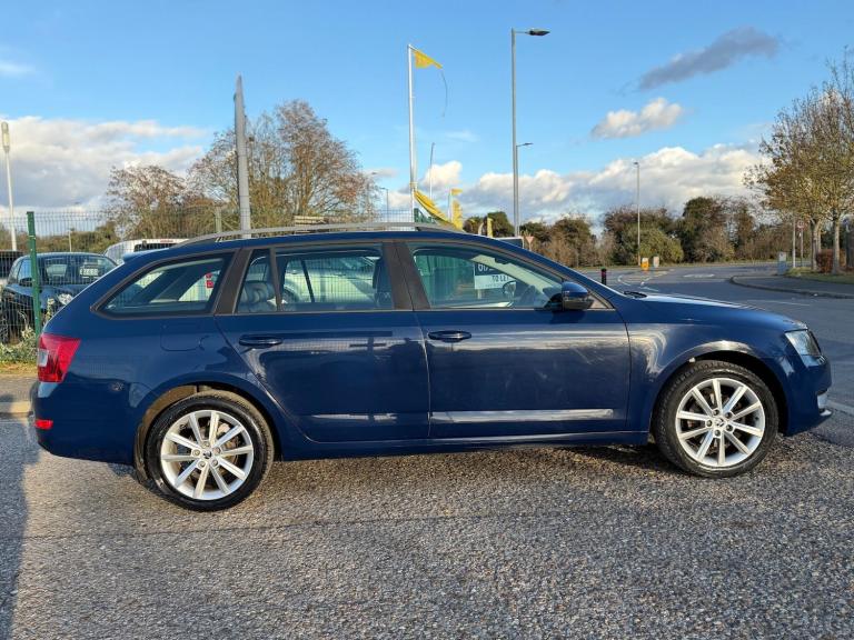 2013 Skoda Octavia 1.4 TSI Elegance Estate 5dr Petrol DSG Euro 5 (s/s) (140 ps) ESTATE Petrol Aut...