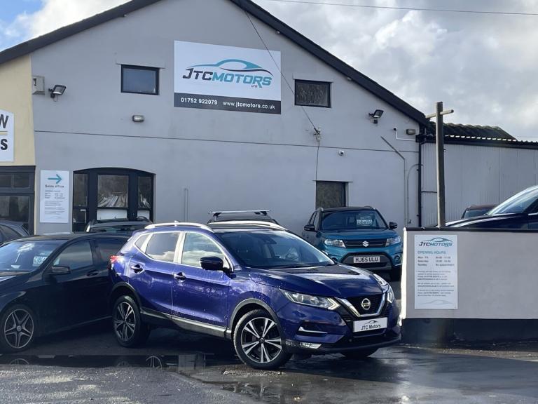 NISSAN QASHQAI 1.5 dCi 115 N-Connecta 5dr Man, diesel, blue + low mileage 2020