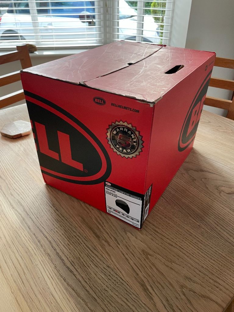 Bell Qualifier Motorbike Helmet Gloss Black Medium 57-58 cm