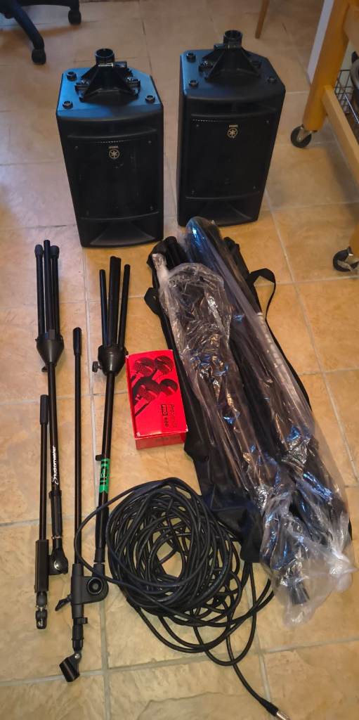 Yamaha Stagepas 300 PA system 