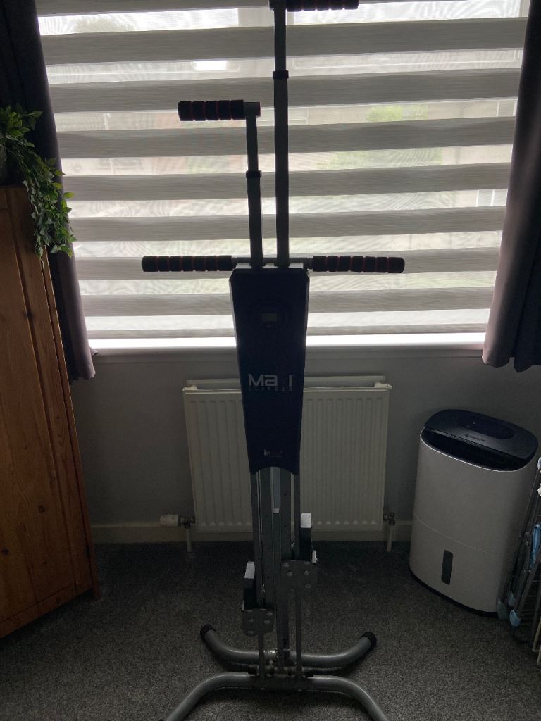 Maxi vertical climber 