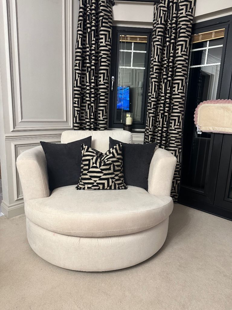 DFS Swivel love seat 