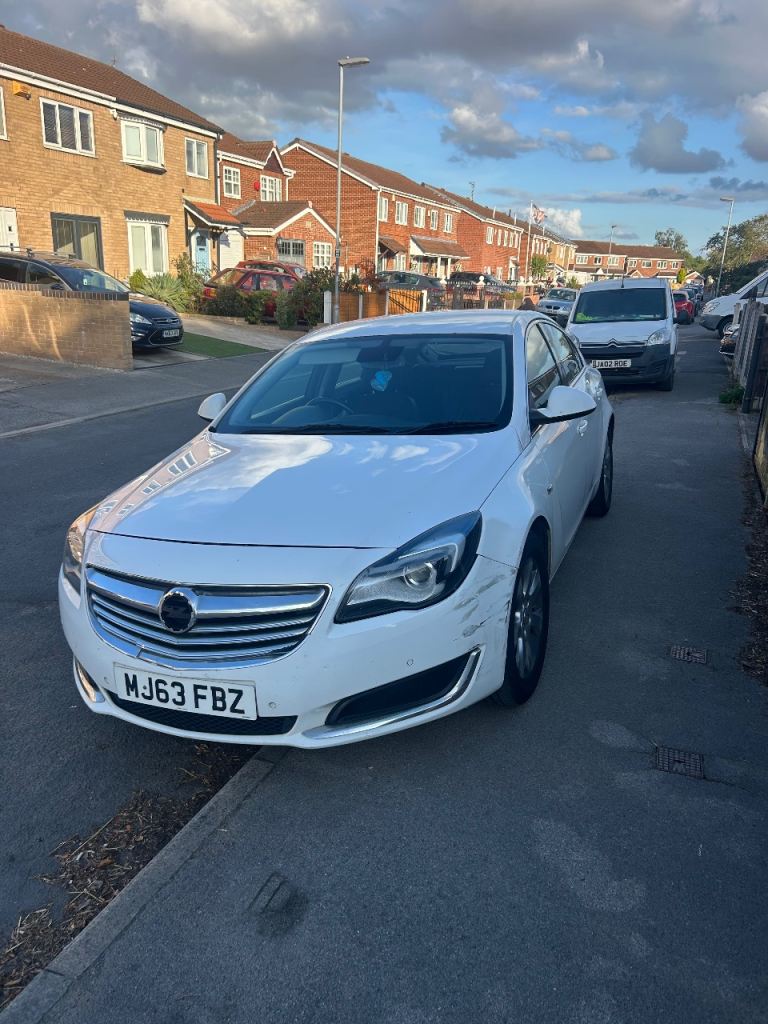 Vauxhall, INSIGNIA, Hatchback, 2013, Manual, 1956 (cc), 5 doors