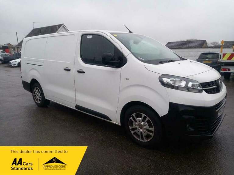 2020 Vauxhall Vivaro L2H1 3100 DYNAMIC S/S / 1 OWNER / 12 MONTHS MOT