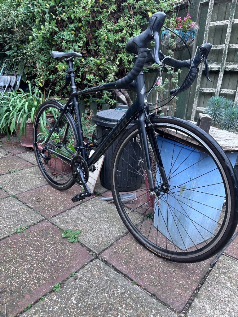 Specialized Allez Road bike size 56cm