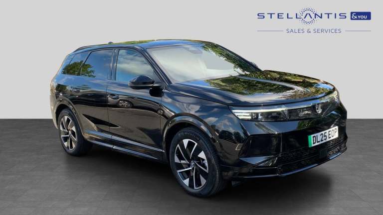 2025 Vauxhall Grandland 73kWh GS SUV 5dr Electric Auto (213 ps) SUV Electric Automatic