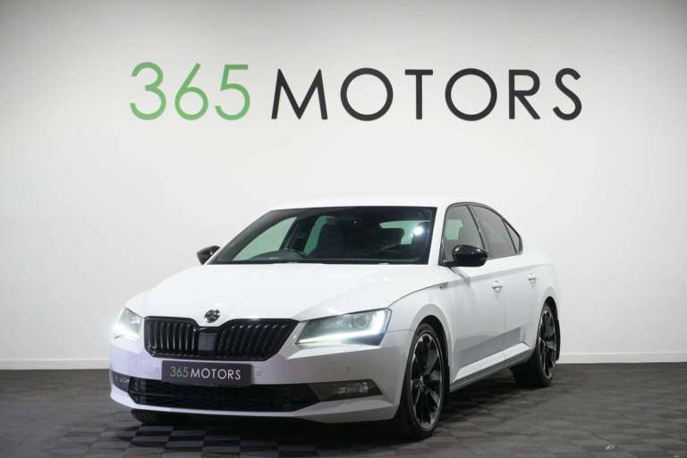 2019 Skoda Superb 2.0 TDI SportLine Plus Hatchback 5dr Diesel DSG Euro 6 (s/s) (150 ps) Hatchback...