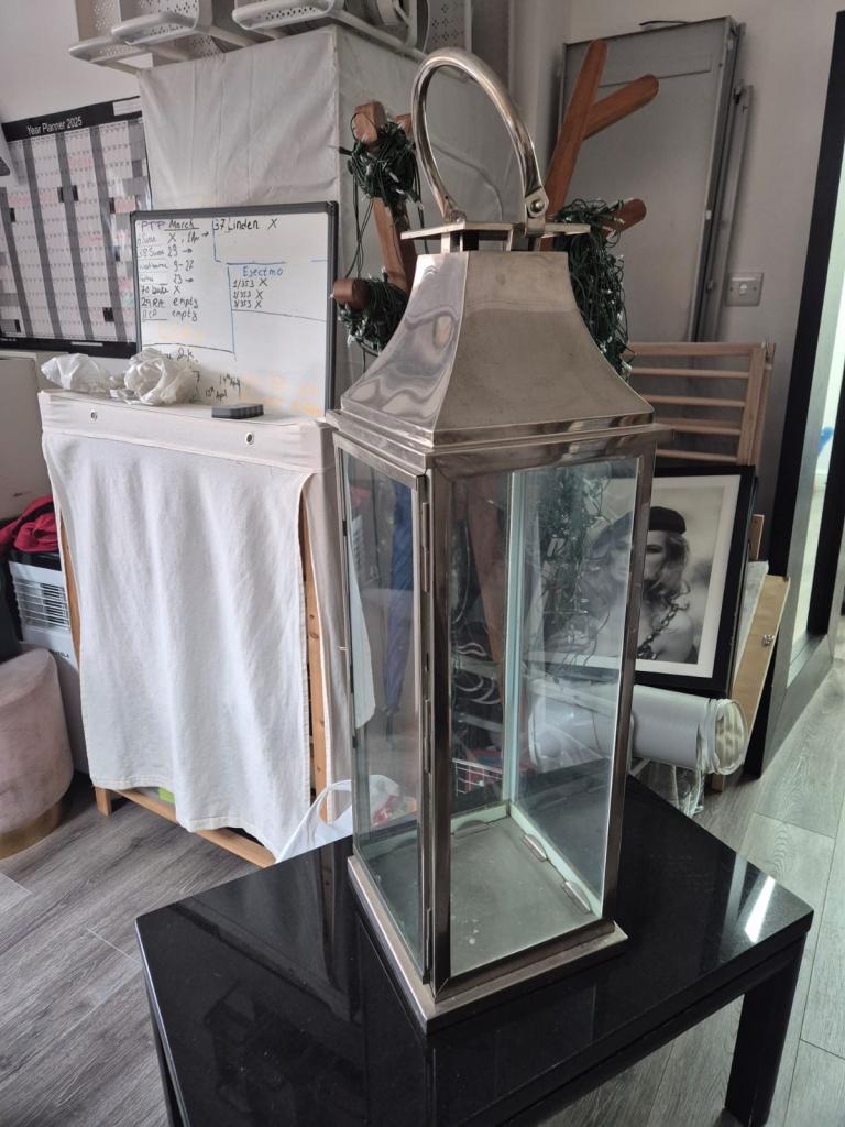 Candle holder 