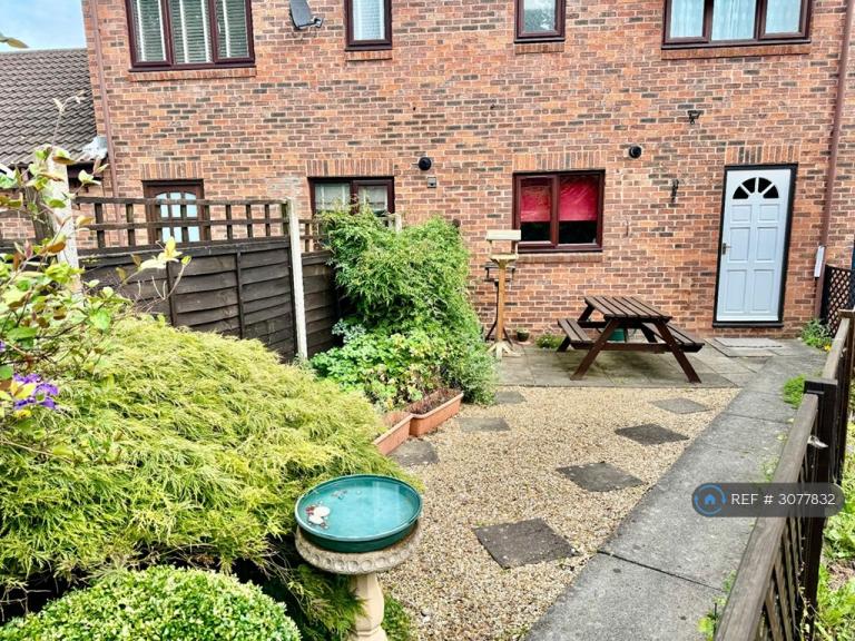 2 bedroom house in Newcastle Upon Tyne, Newcastle Upon Tyne, NE2 (2 bed) (#3077832)