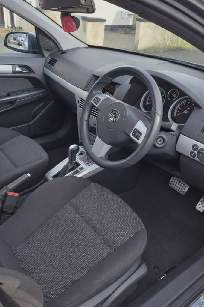 Vauxhall ASTRA 2007 Automatic 