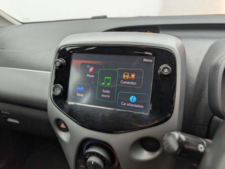 2020 Toyota AYGO 1.0 VVT-i x-play Hatchback 5dr Petrol Manual Euro 6 (71 ps) REVERSING CAMER HATC...