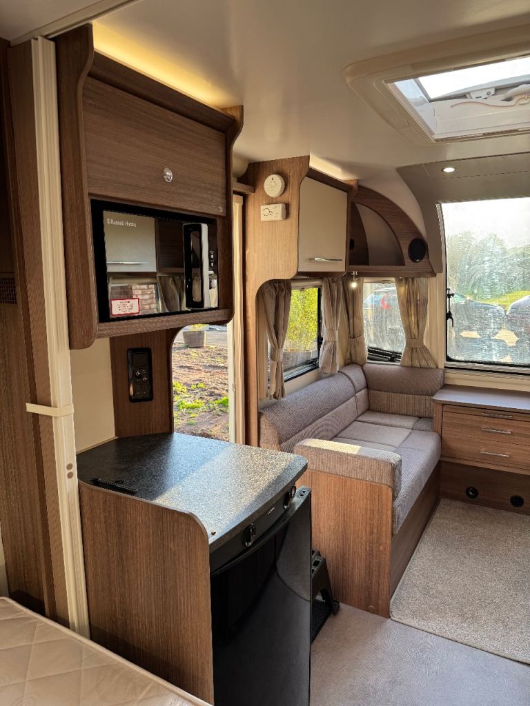 Bailey Phoenix 440 Caravan 2019 