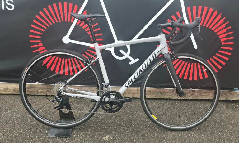 Specialized Allez Sport Road Racing Bike Medium 54cm Shimano Sora