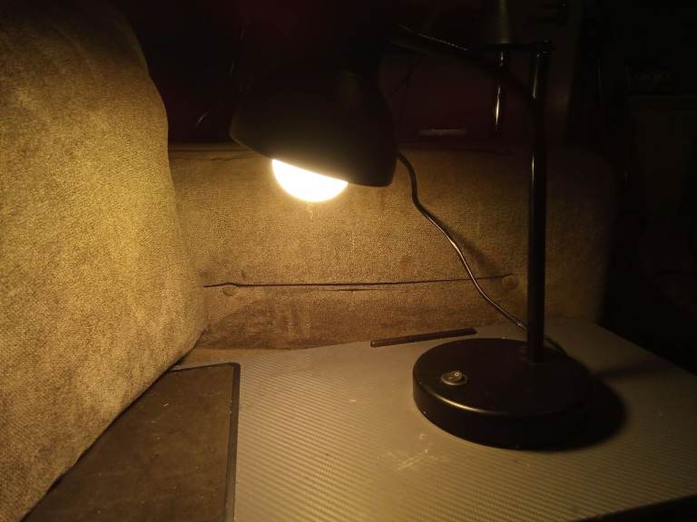 Black Desk Lamp with Adjustable Gooseneck – Good Condition