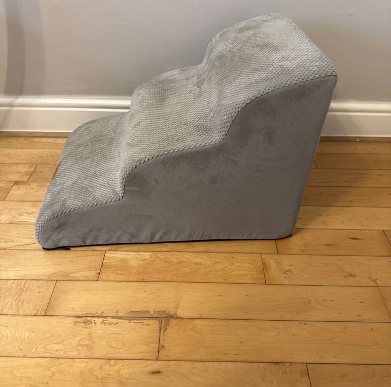 Soft Foam Pet Steps / Stairs for Dogs & Cats - Grey  