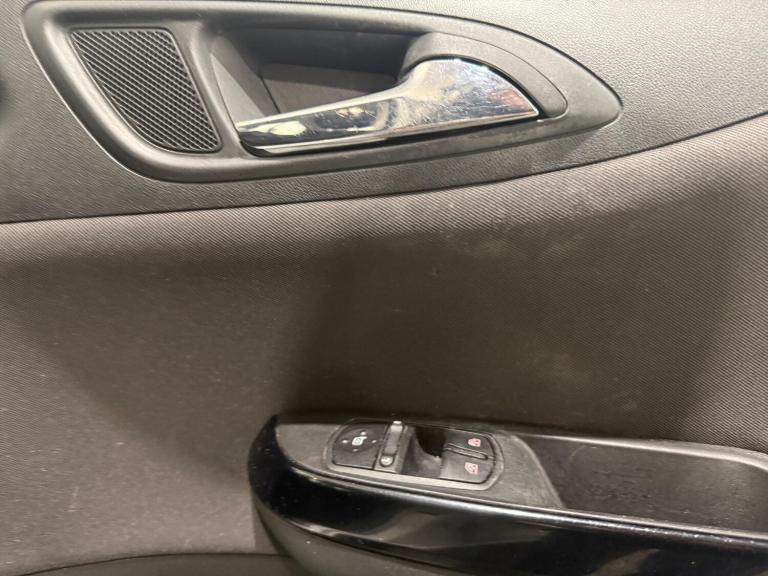 2017 Vauxhall Corsa 1.4i ecoFLEX Energy Euro 6 5dr (a/c) HATCHBACK Petrol Manual