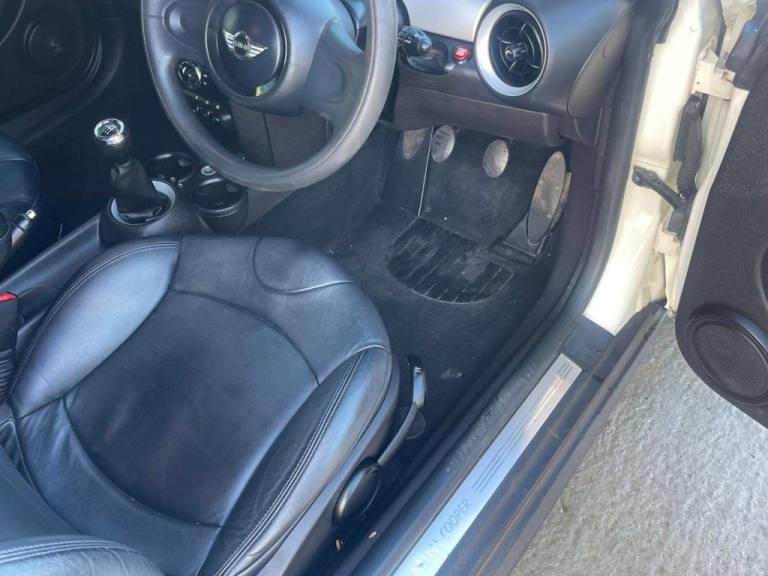 2013 MINI Clubvan 1.6 Cooper D Car Derived Van 5dr Diesel Manual Euro 5 (s/s) (112 ps) CAR DERIVE...