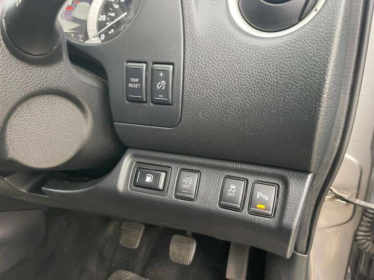 NISSAN NAVARA 2.3 dCi Off-Roader AT32 2019