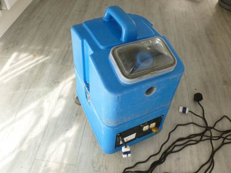 Professional Carpet Cleaner by Craftex Santoemma Sabrina - Fully working