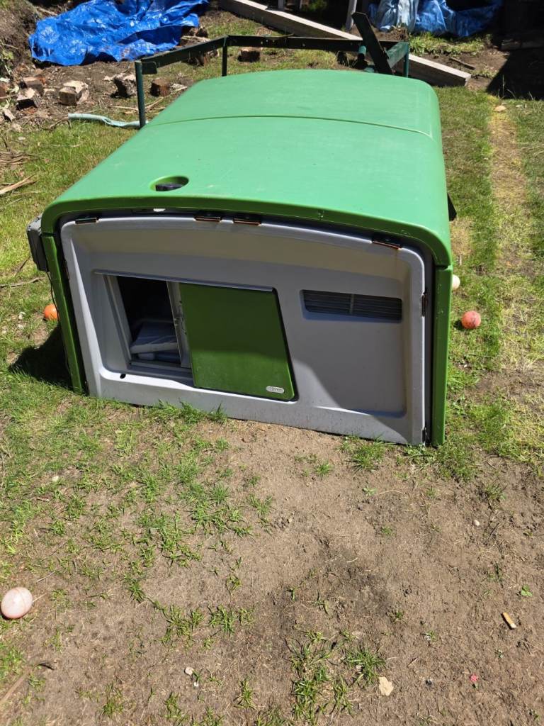 OMLET Cube MK2 Chicken Coop for sale with run