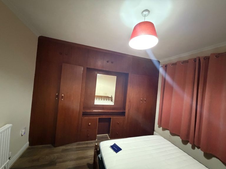 King size Double room to rent