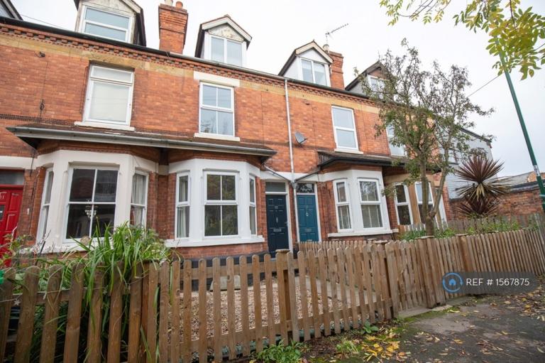 3 bedroom house in Wesley Grove, Nottingham, NG5 (3 bed) (#1567875)