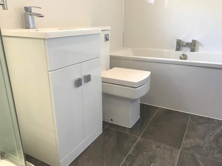 ⚠️ White Gloss ⚠️ £30 Wetwall panels wet wall OUTLET Bathrooms Sheds Garages salons pubs rentals