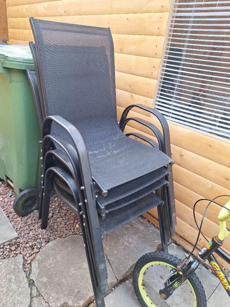 Set of 4 Stackable Black Garden Chairs