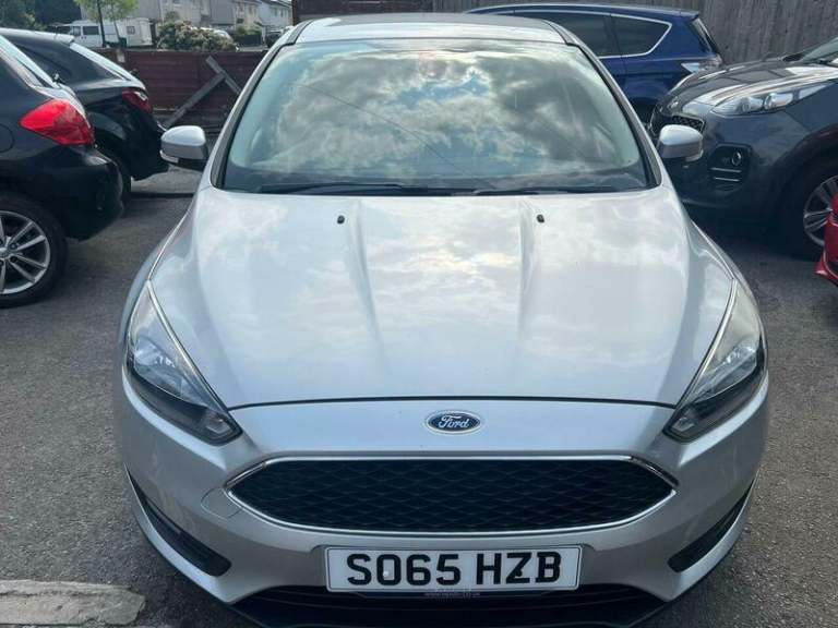 2016 Ford Focus 1.0T EcoBoost Zetec Euro 6 (s/s) 5dr HATCHBACK Petrol Manual