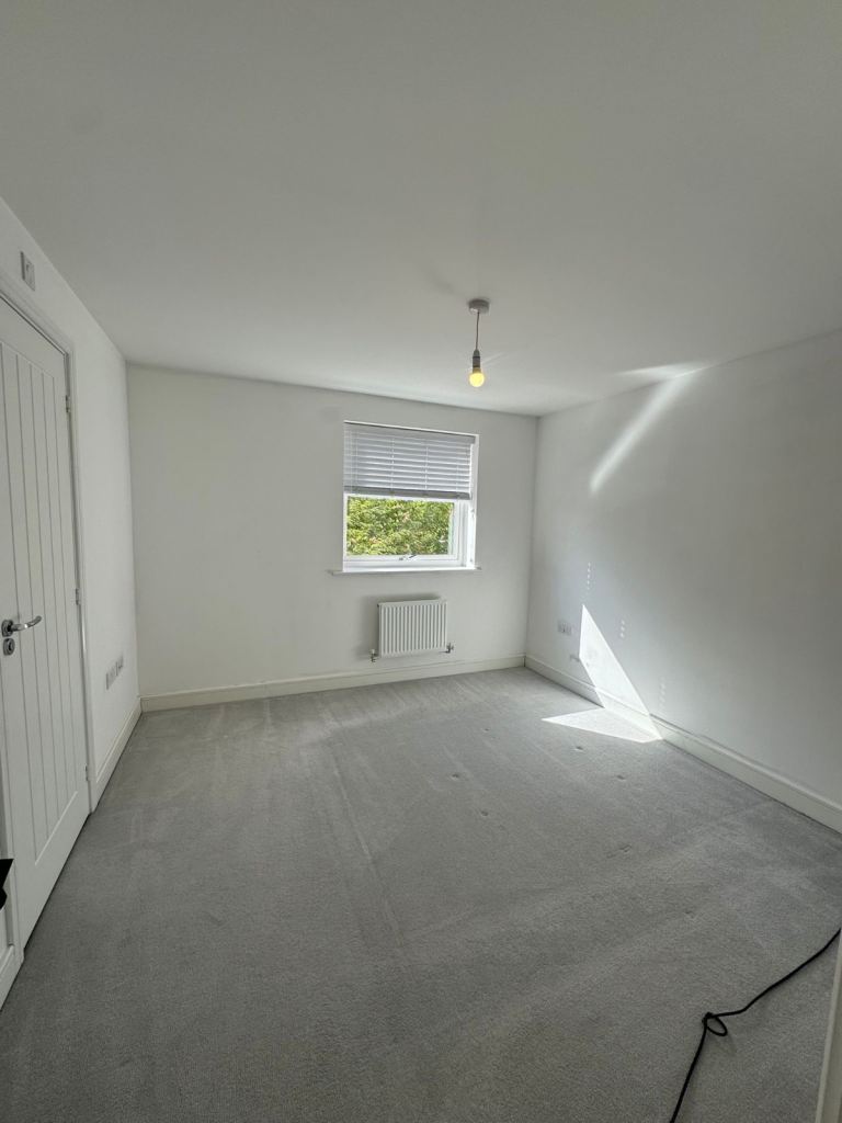 2-Bedroom Flat – Ready to Rent