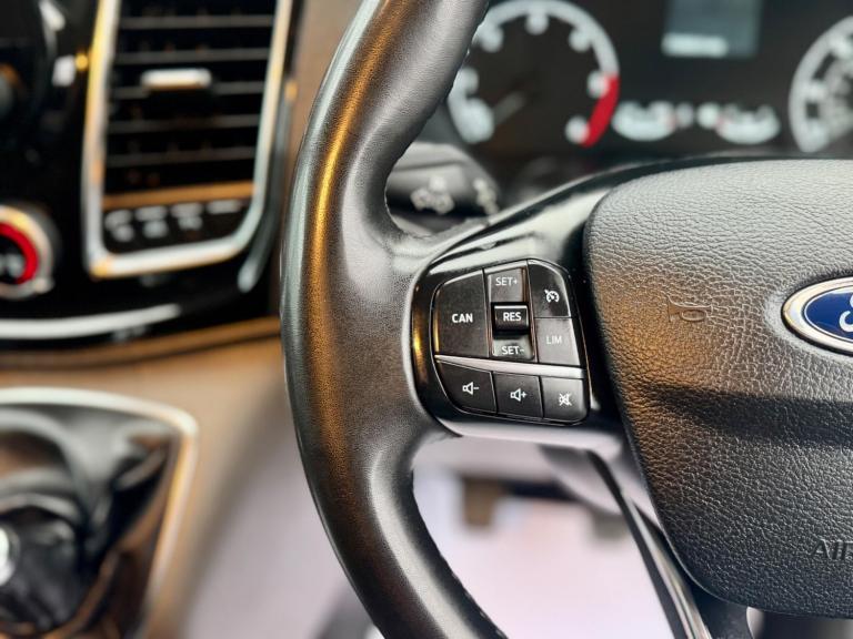 2023 Ford Transit Custom 2.0 320 EcoBlue Limited Crew Van L2 H1 Euro 6 (s/s) 5dr PANEL VAN Diesel...