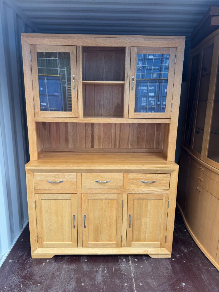 image for BEVEL Natural Solid Oak Large Dresser Possible Delivery RRP £1234.99 in excellent condition 