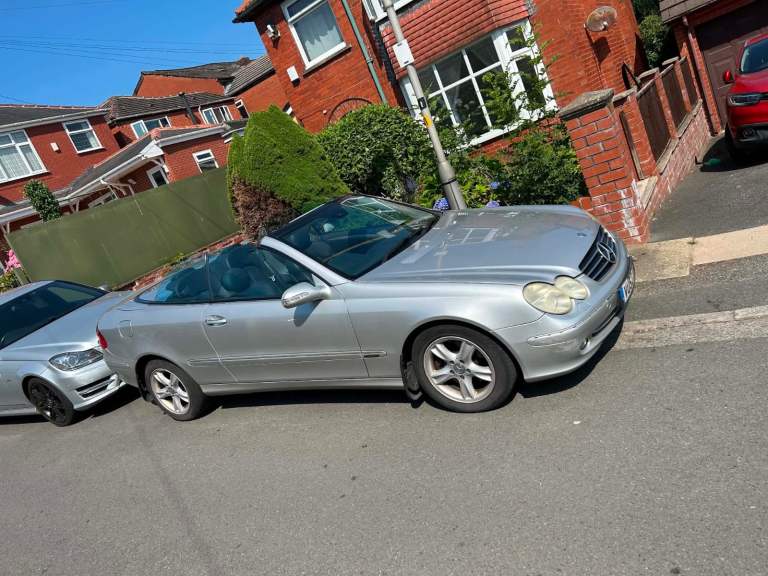 Mercedes-Benz, CLK, Convertible, 2004, Semi-Auto, 2597 (cc), 2 doors