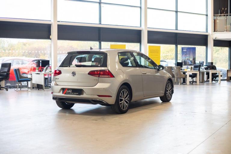 2017 Volkswagen Golf 1.4 TSI SE [Nav] 3dr HATCHBACK PETROL Manual