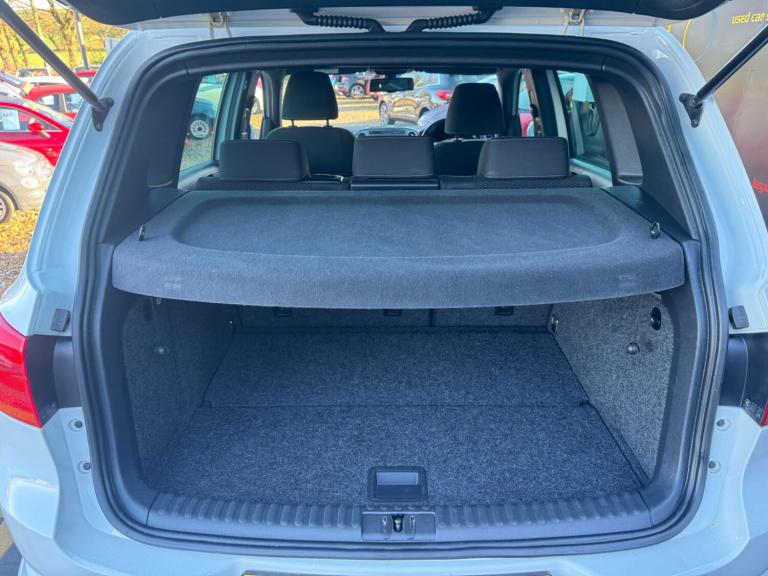 2015 Volkswagen Tiguan 2.0 TDI BlueMotion Tech R-Line DSG 4WD Euro 6 (s/s) 5dr ESTATE Diesel Auto...