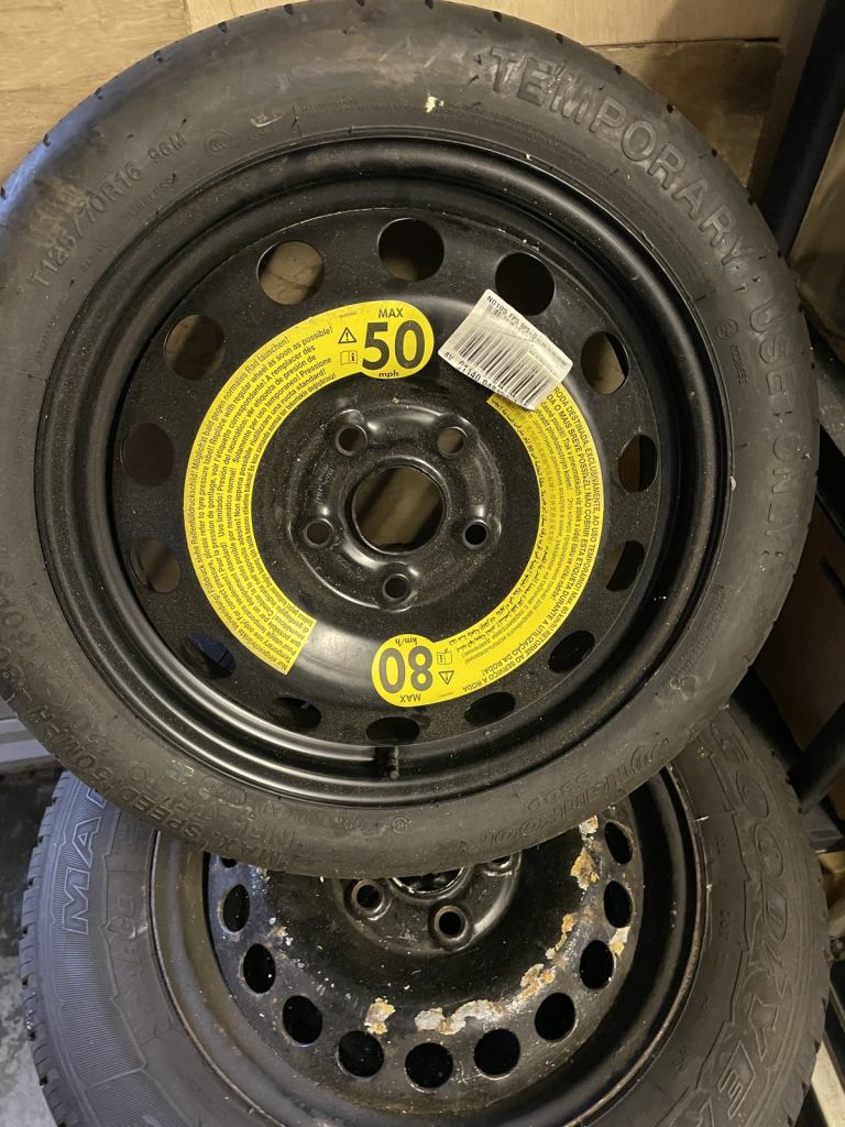 Space saver tyre 