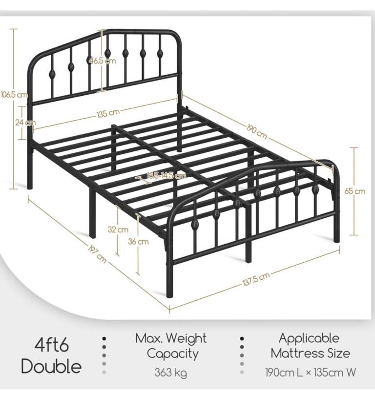 NEW Yaheetech 4ft6 Double Metal Bed Frame - Black