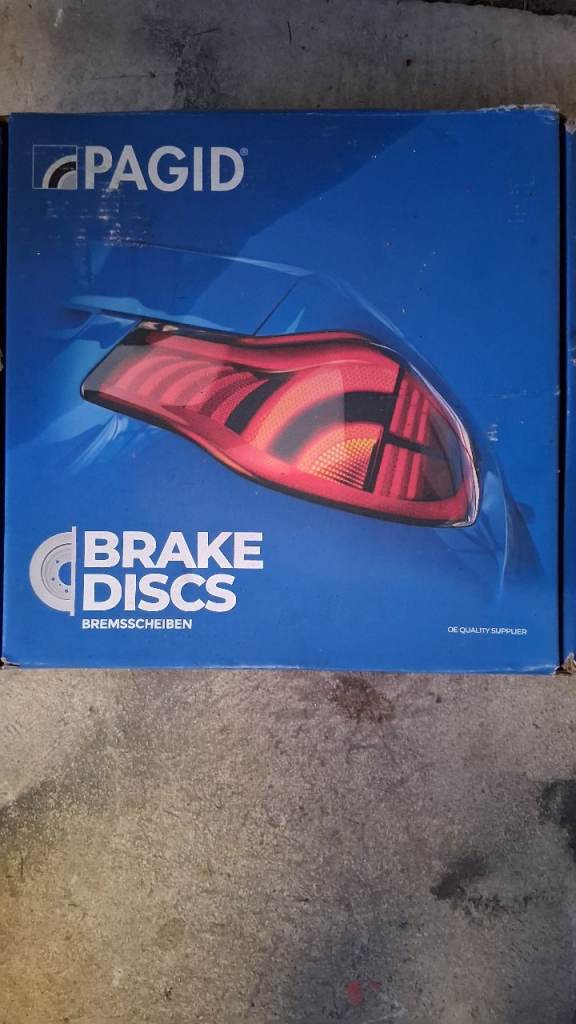 Mitsubisui L200/ Fiat Fullback Pagid Front Brake Discs BNIB shogun, pajero