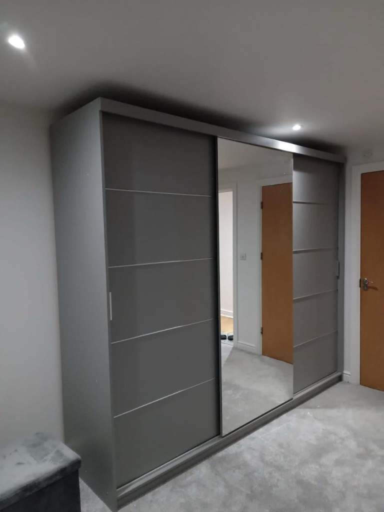 Premium Quality BRAND NEW 2 3 DOOR GERMAN SLIDING TWO THREE DOOR WARDROBE WITH MIRRORS