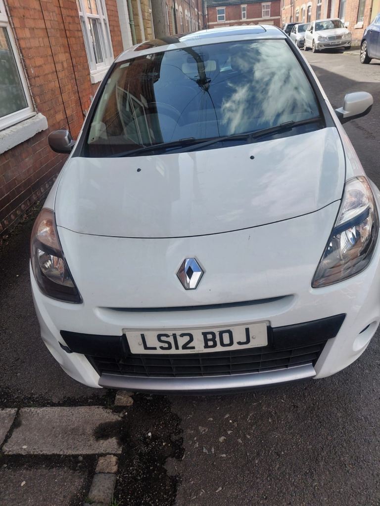 2012 Renault Clio Tom Tom 