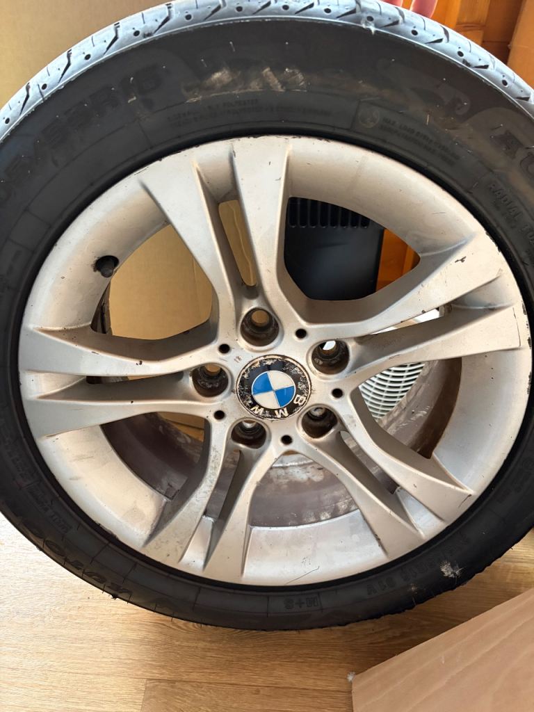 BMW R16 TYRE & ALLOY